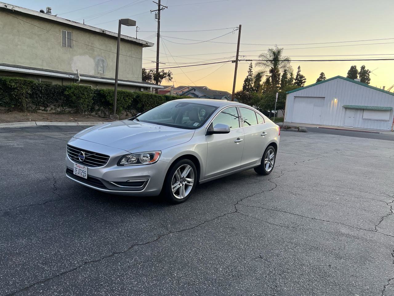 Used 2014 Volvo S60 T5 image 1