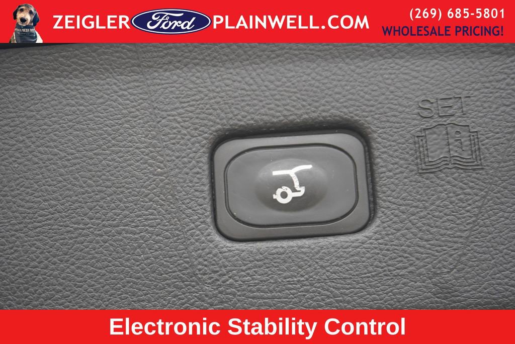 Used 2024 Ford Edge ST-Line image 9