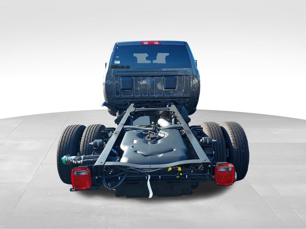 New 2027 RAM 3500 Tradesman w/ Chrome Appearance Group A AWD/4WD image 4