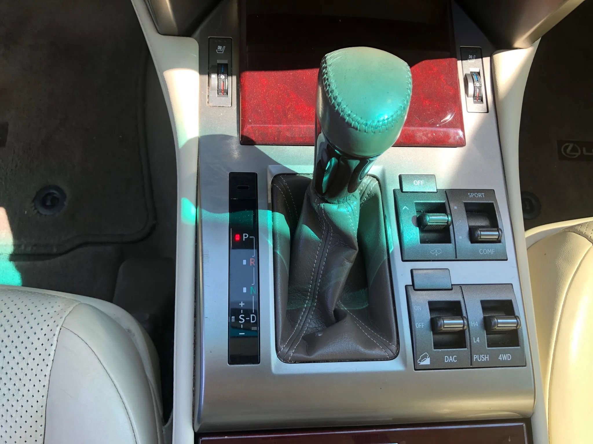 Used 2016 Lexus GX 460 Luxury w/ Preferred Accessory Package image 42