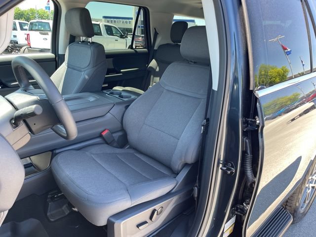New 2026 Ford Expedition Active AWD/4WD image 24