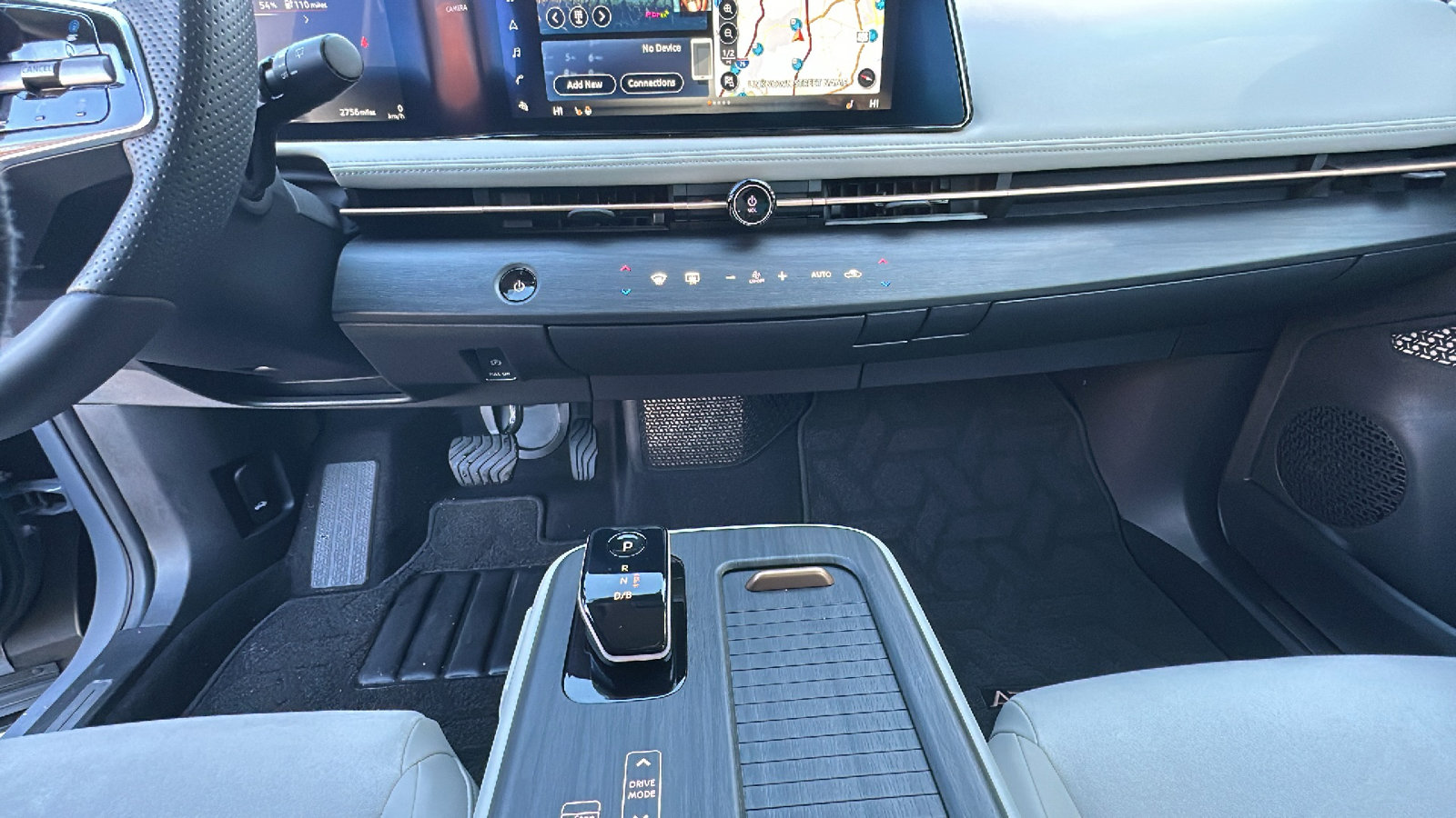 Certified 2024 Nissan Ariya AWD image 20