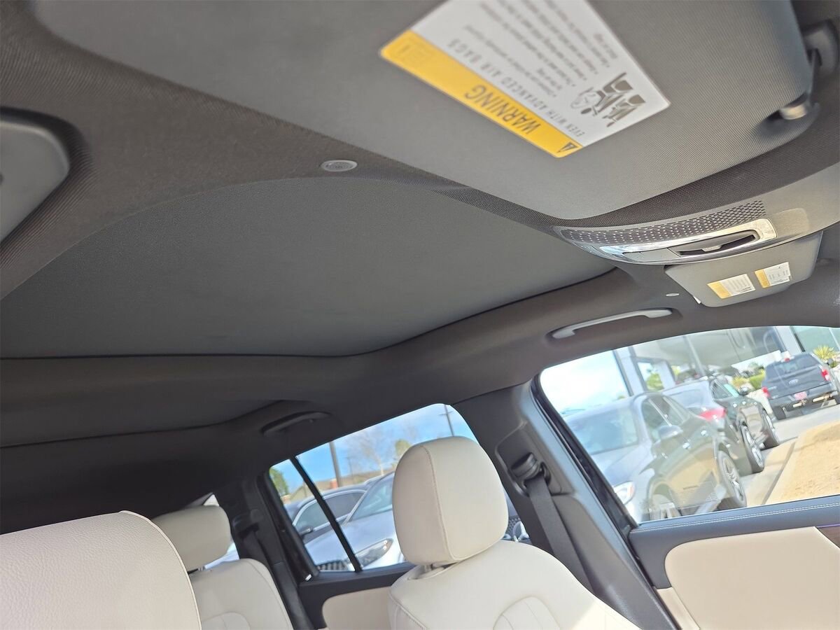 New 2026 Mercedes-Benz GLB 250 image 16