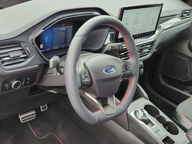 Used 2023 Ford Escape ST-Line w/ Tech Pack #1 AWD/4WD image 7