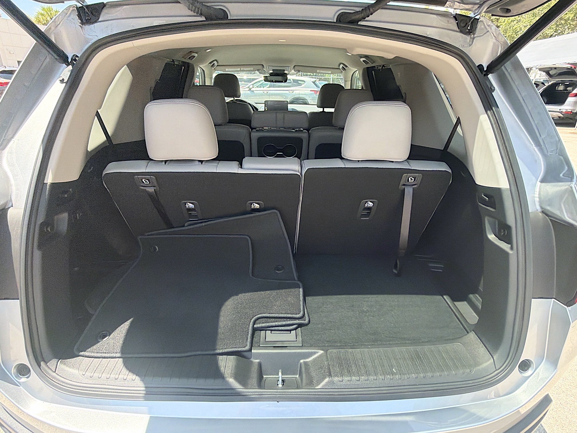 Used 2025 Honda Pilot EX-L image 24