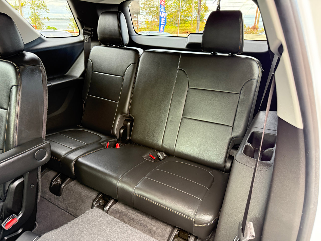 Used 2019 Chevrolet Traverse LT image 32