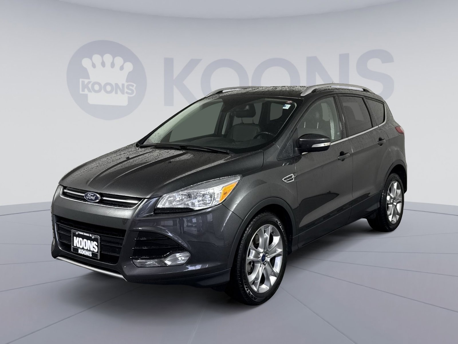 Used 2015 Ford Escape Titanium FWD image 1