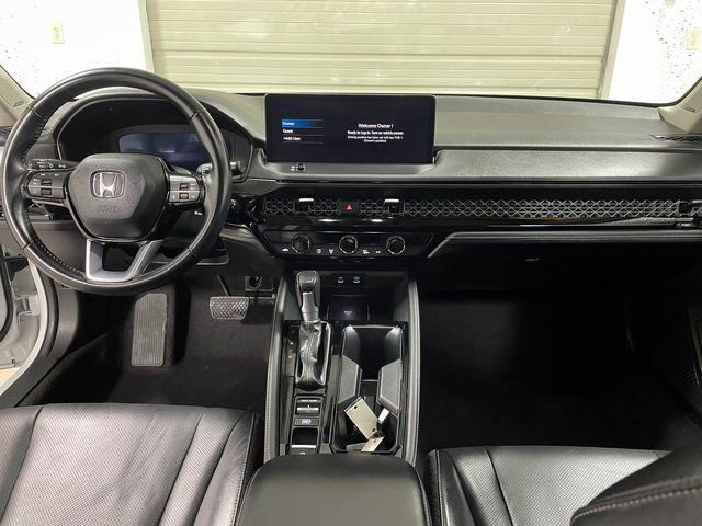 Used 2024 Honda Accord Touring image 12