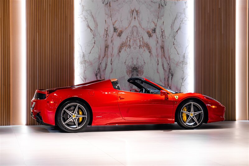 Used 2014 Ferrari 458 Spider RWD image 6