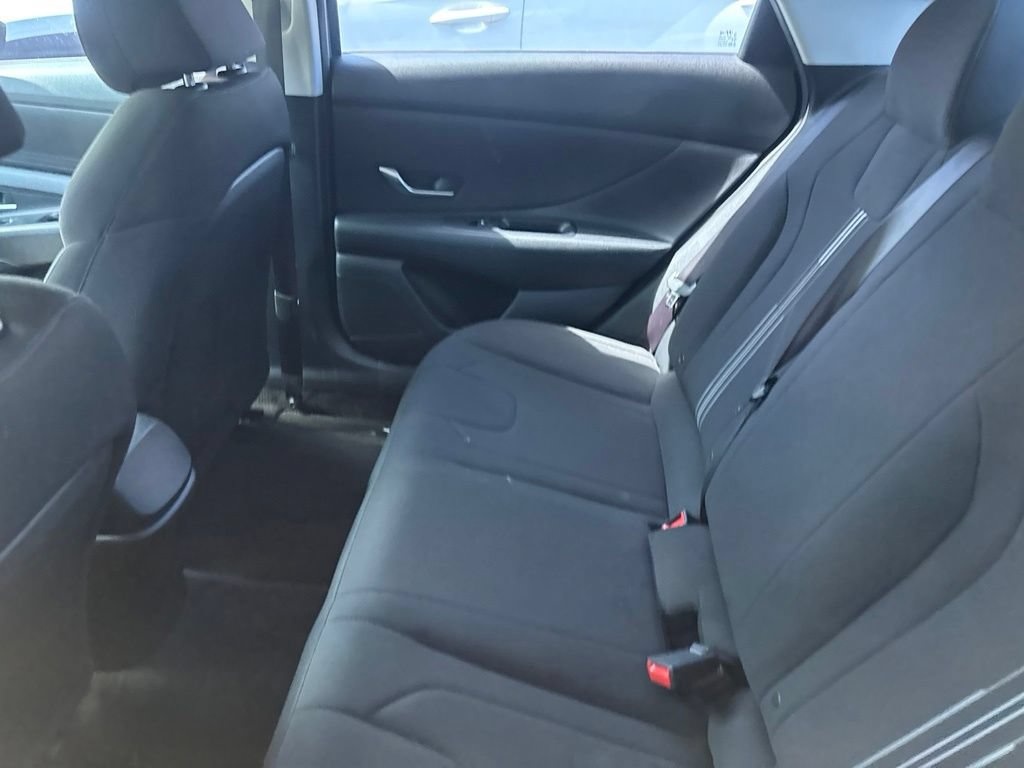 Used 2021 Hyundai Elantra Blue FWD image 23