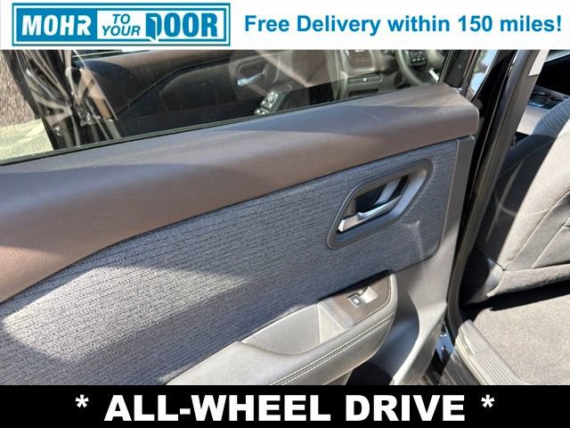 Used 2021 Nissan Rogue SV AWD/4WD image 36