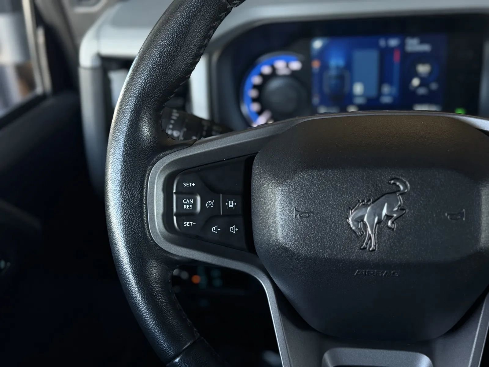 Used 2024 Ford Bronco Everglades AWD/4WD image 22