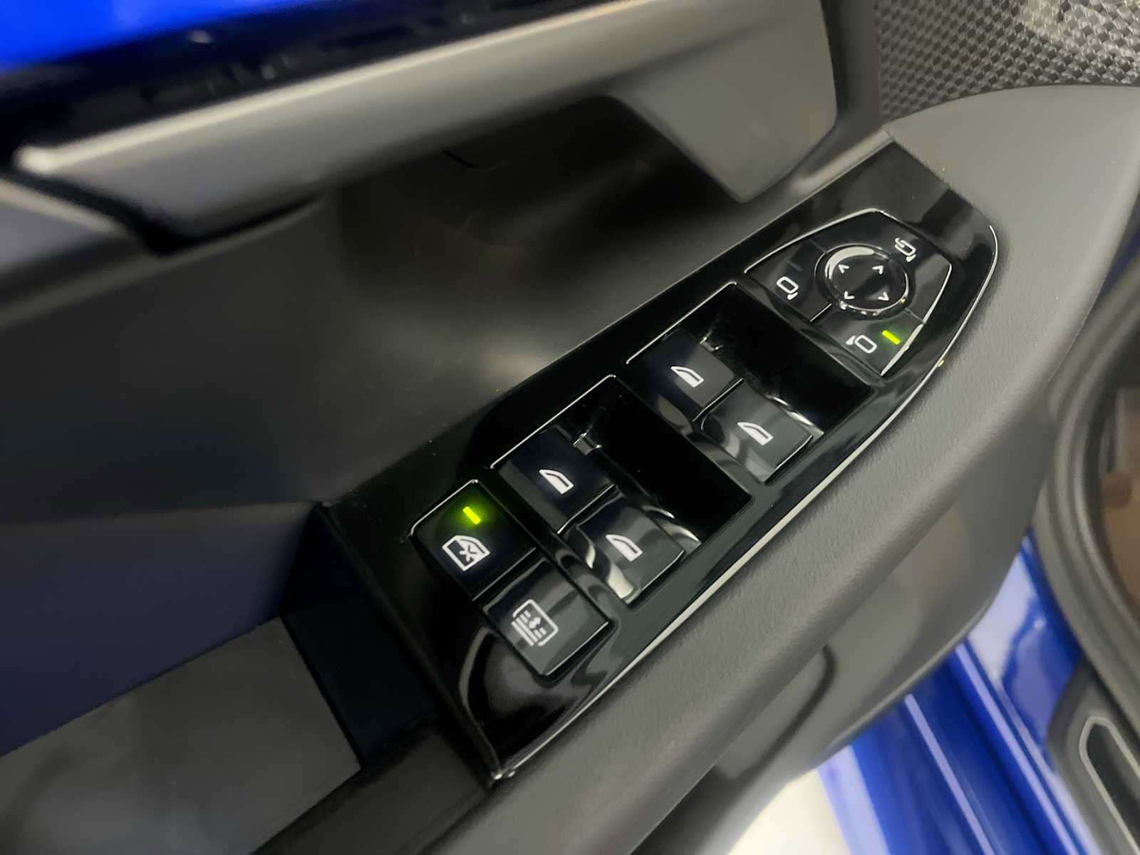 Used 2026 BMW M5 w/ Executive Package image 15