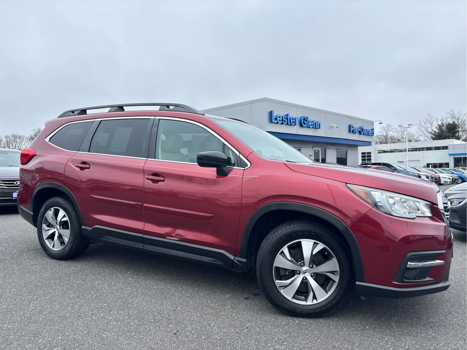 Used 2019 Subaru Ascent Premium image 3