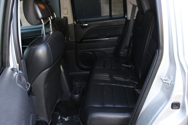 Used 2015 Jeep Patriot Sport w/ Power Value Group AWD/4WD image 13