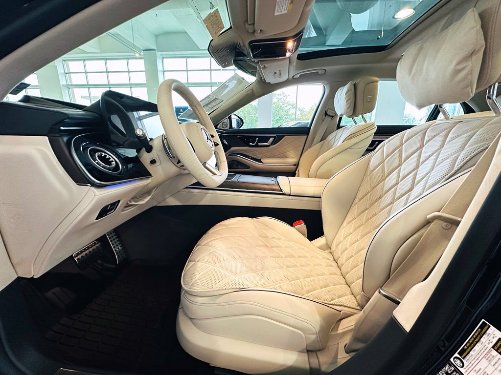 New 2027 Mercedes-Benz S 580 4MATIC Sedan image 4