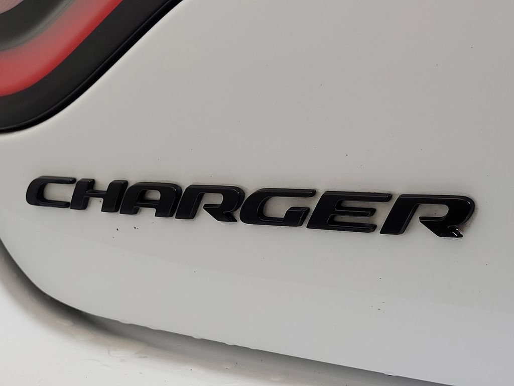 Used 2023 Dodge Charger SXT w/ Blacktop Package RWD image 8