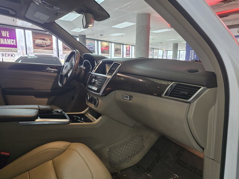 Used 2015 Mercedes-Benz ML 350 2WD w/ Premium 1 Package image 13