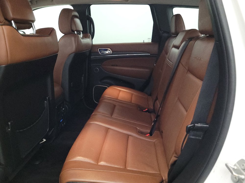 Used 2016 Jeep Grand Cherokee Summit AWD/4WD image 18