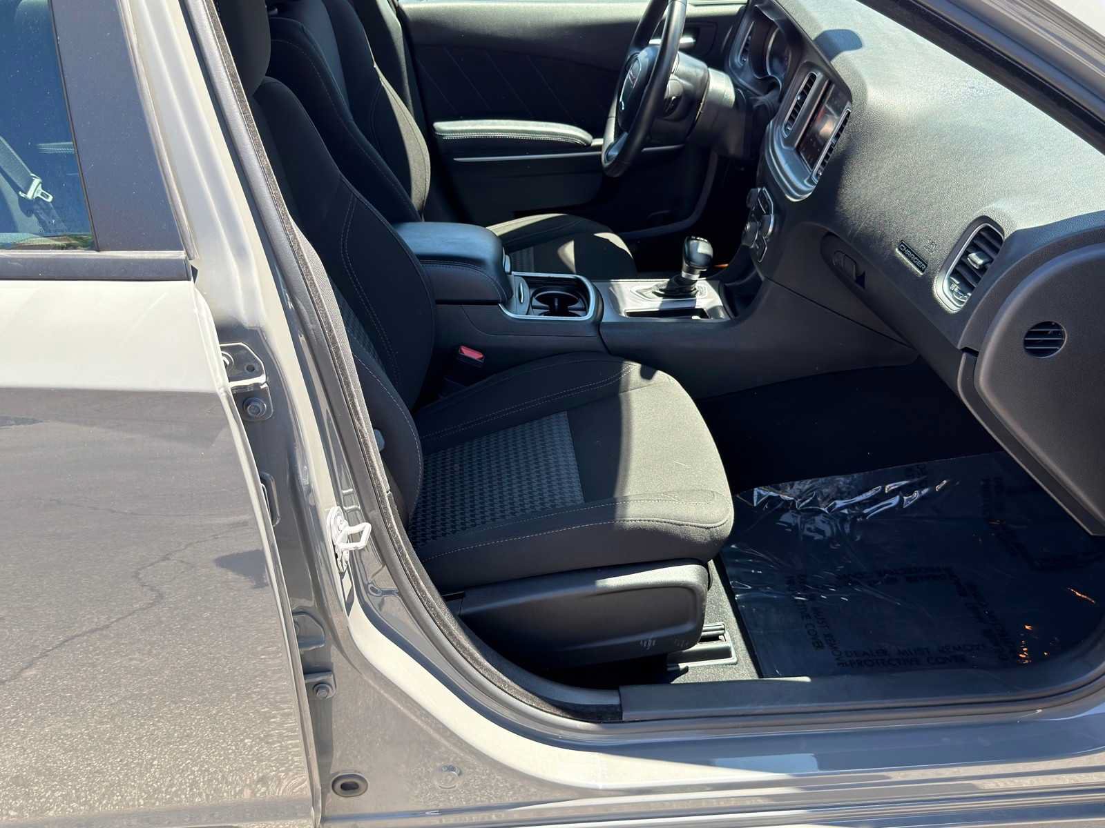 Used 2023 Dodge Charger SXT RWD image 28