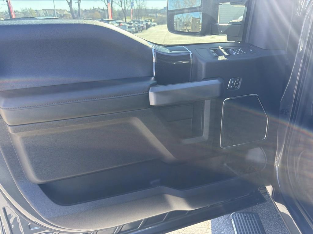 Used 2020 Ford F250 Platinum image 21