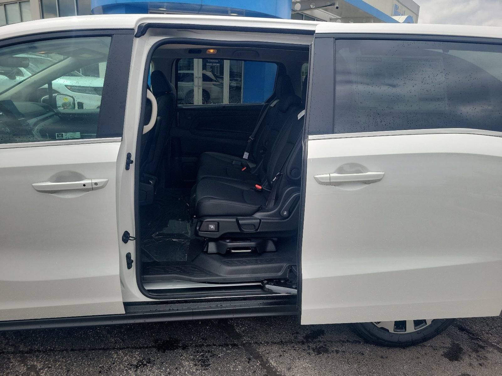 New 2026 Honda Odyssey EX-L image 13