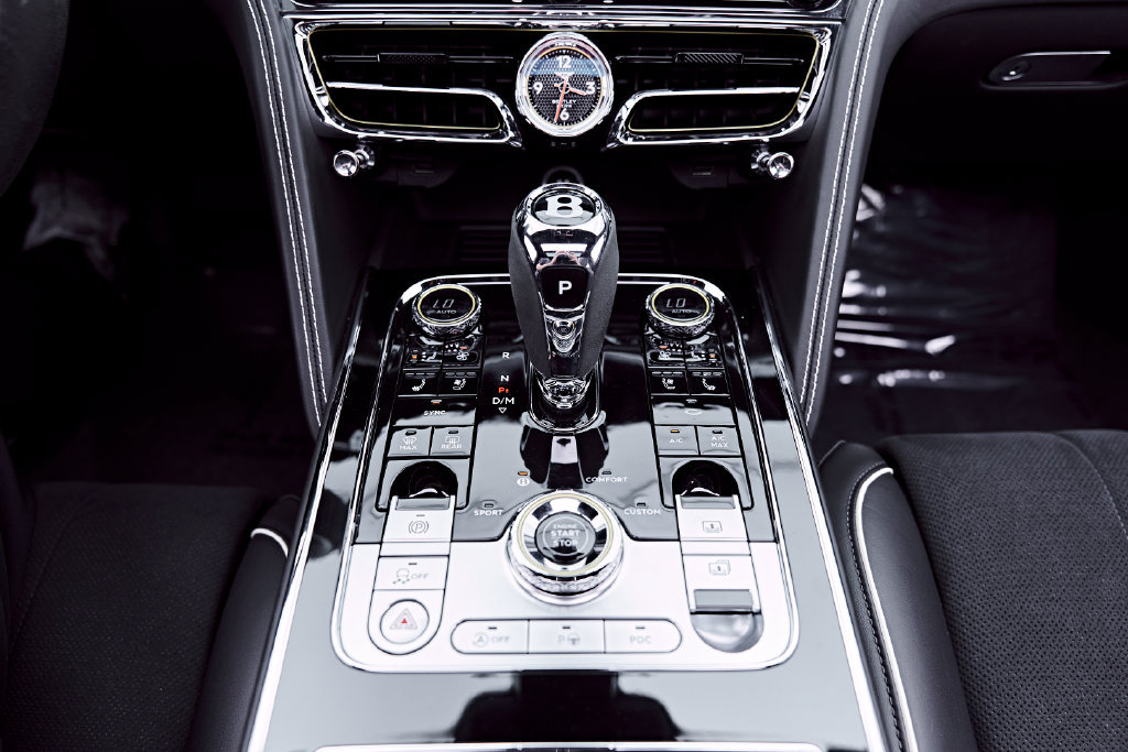 Used 2023 Bentley Flying Spur S V8 AWD/4WD image 73