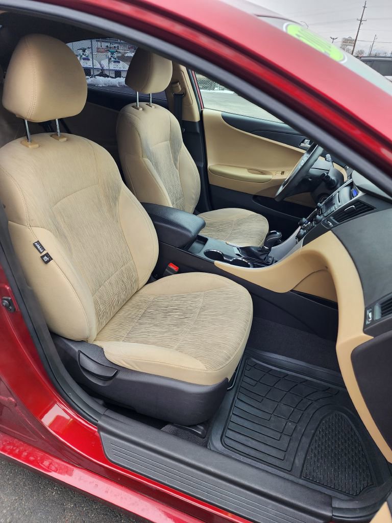 Used 2013 Hyundai Sonata GLS FWD image 5