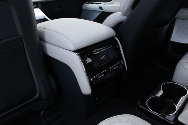New 2026 Lincoln Aviator Reserve AWD/4WD image 21