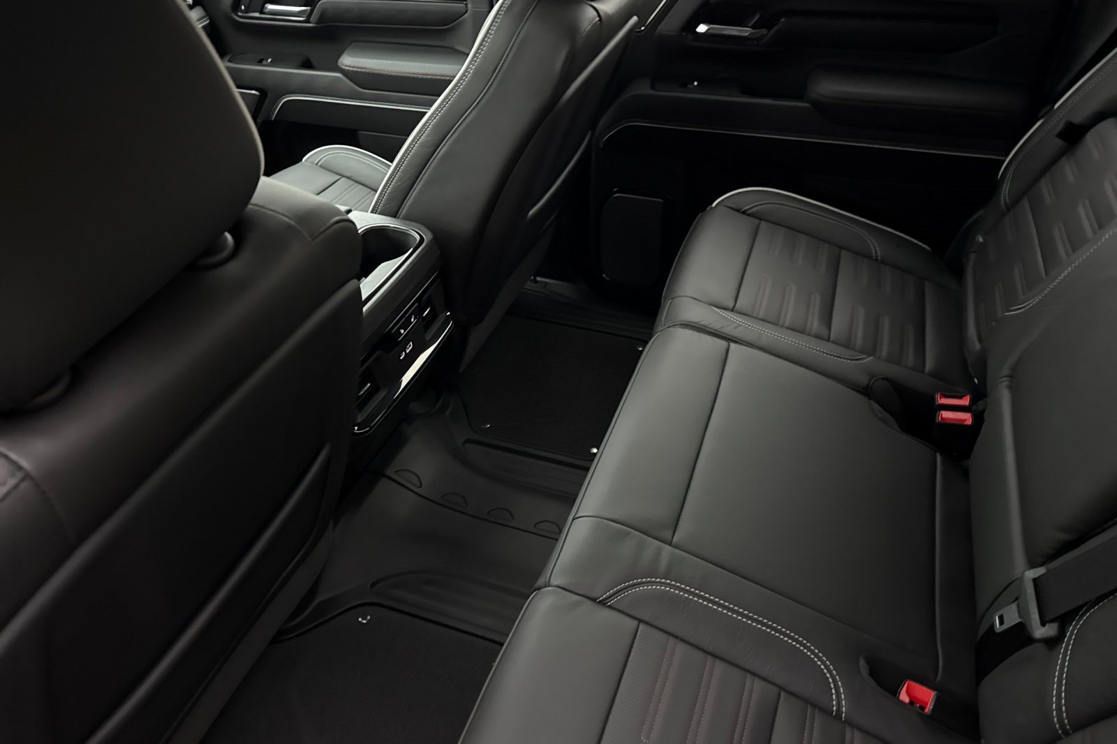 Used 2026 GMC Sierra 2500 AT4X image 13