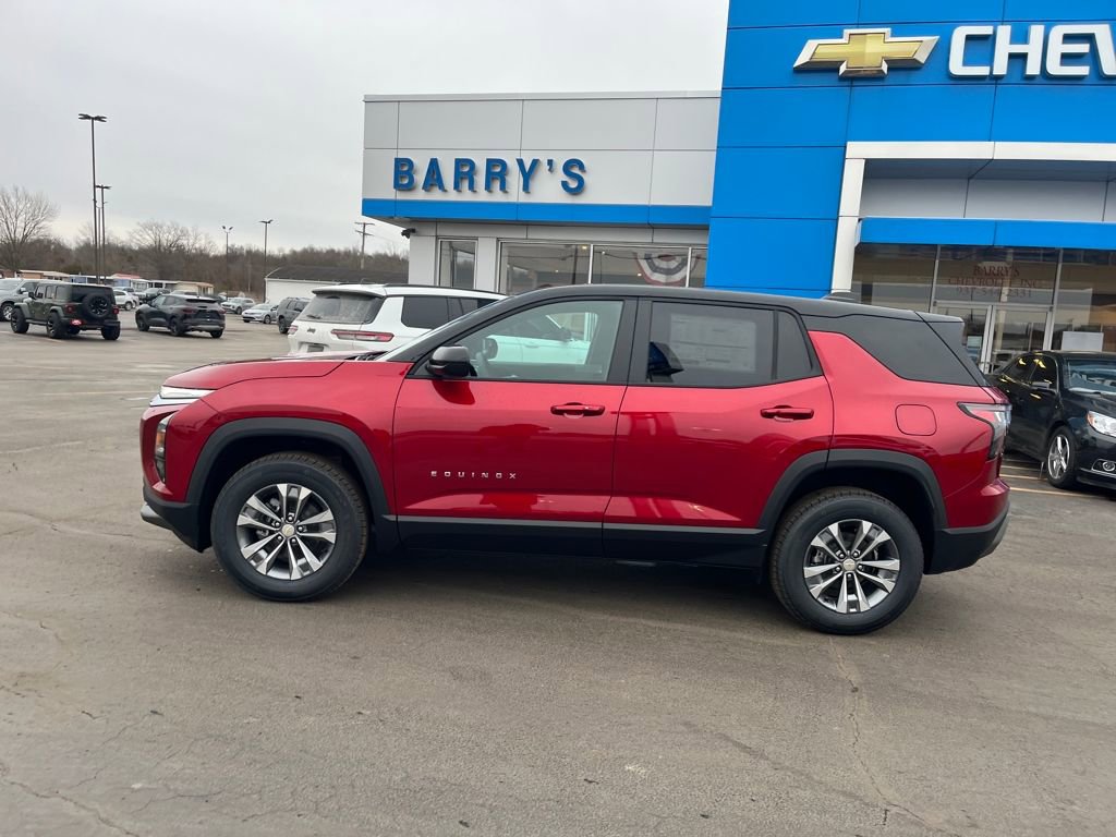 New 2026 Chevrolet Equinox LT image 2