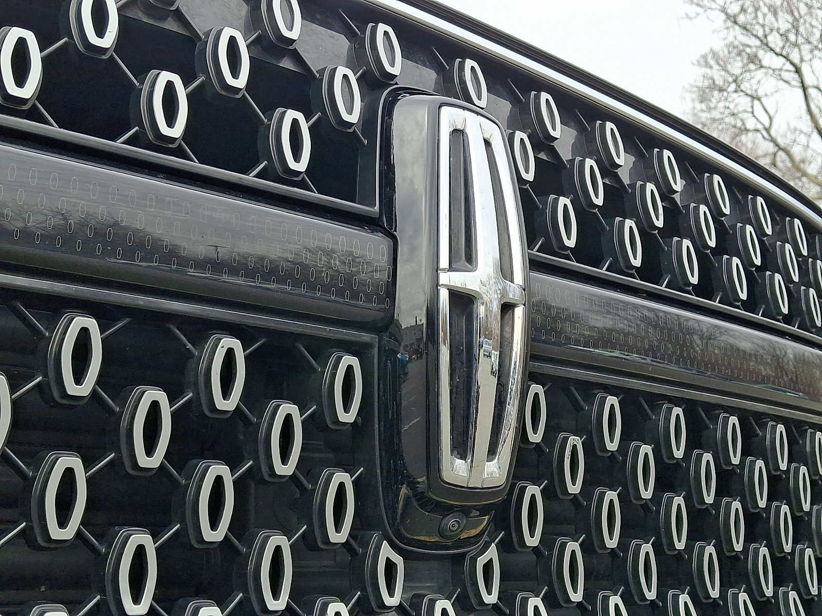 Used 2025 Lincoln Navigator Reserve image 34