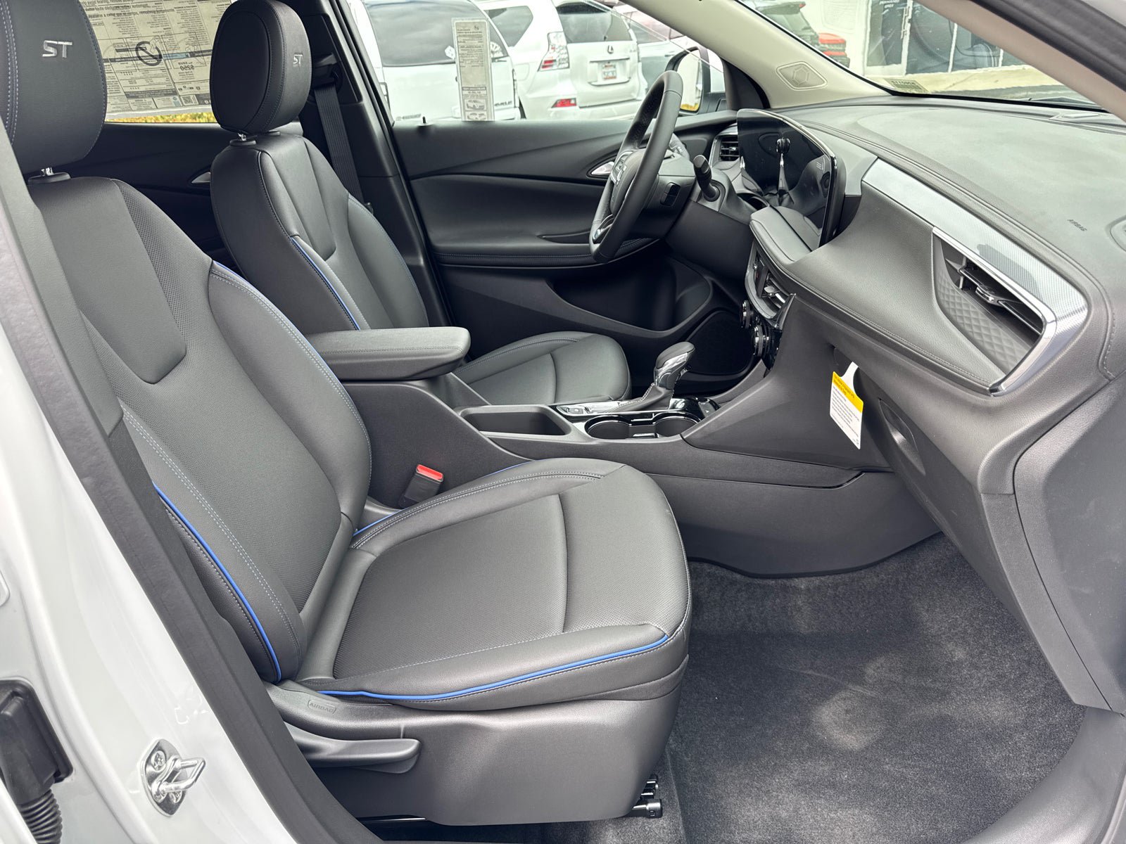 New 2026 Buick Encore GX Sport Touring FWD image 15