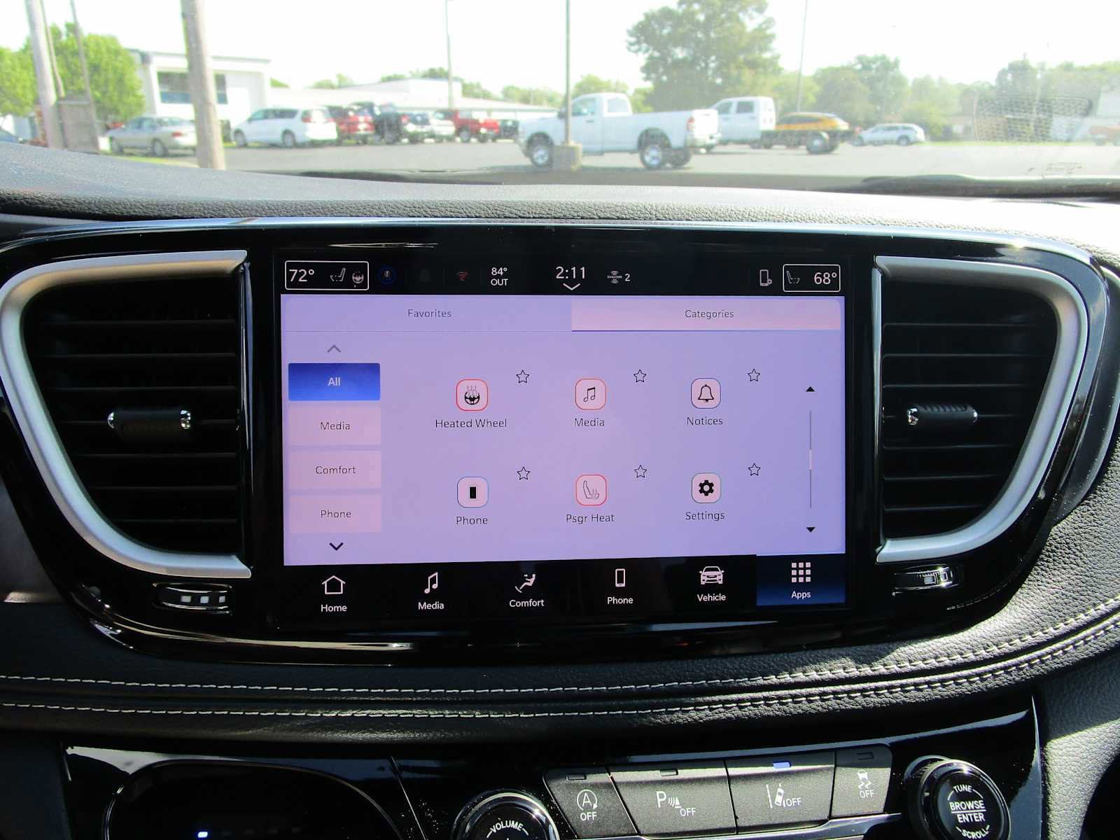 New 2026 Chrysler Pacifica Select FWD image 32
