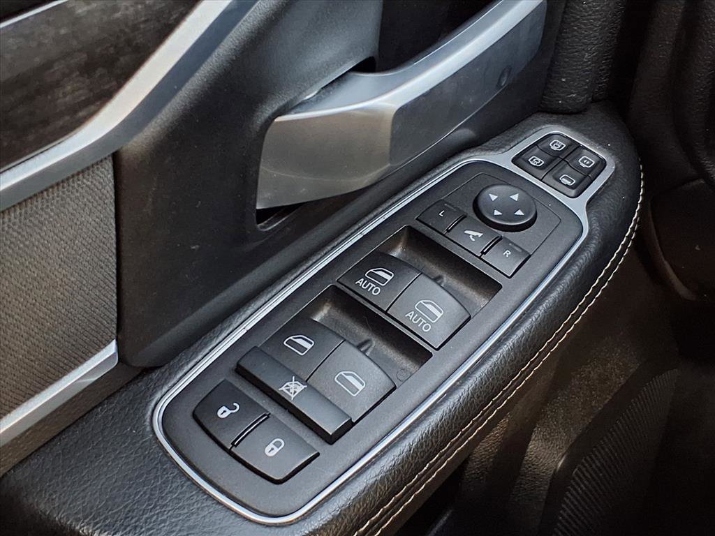 Used 2024 RAM 2500 Big Horn image 25