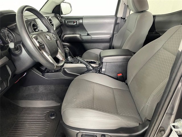 Used 2022 Toyota Tacoma SR5 image 2