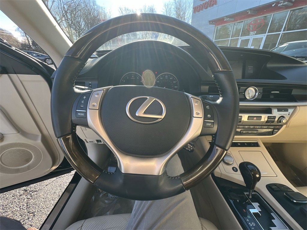 Used 2015 Lexus ES 350 image 16