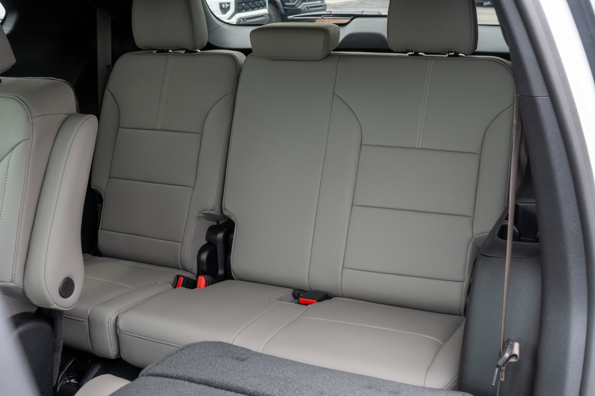 New 2026 GMC Acadia Elevation FWD image 31