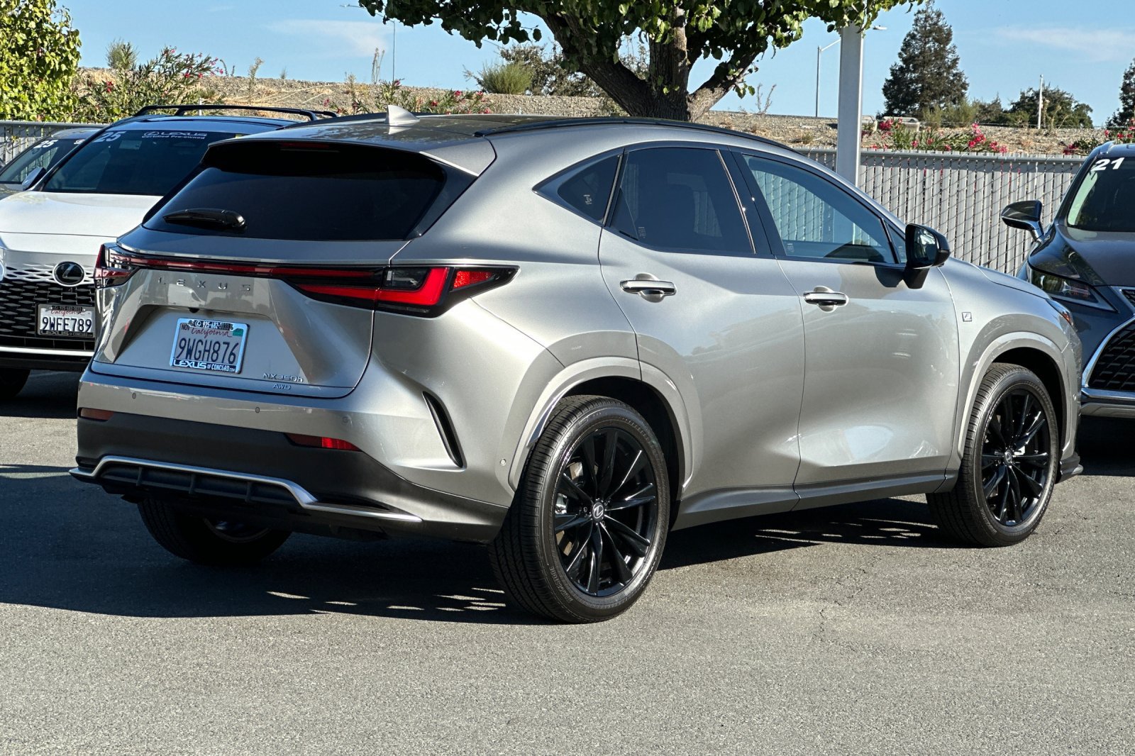 Certified 2026 Lexus NX 350h F Sport w/ Accessory Package (2T) AWD/4WD image 4