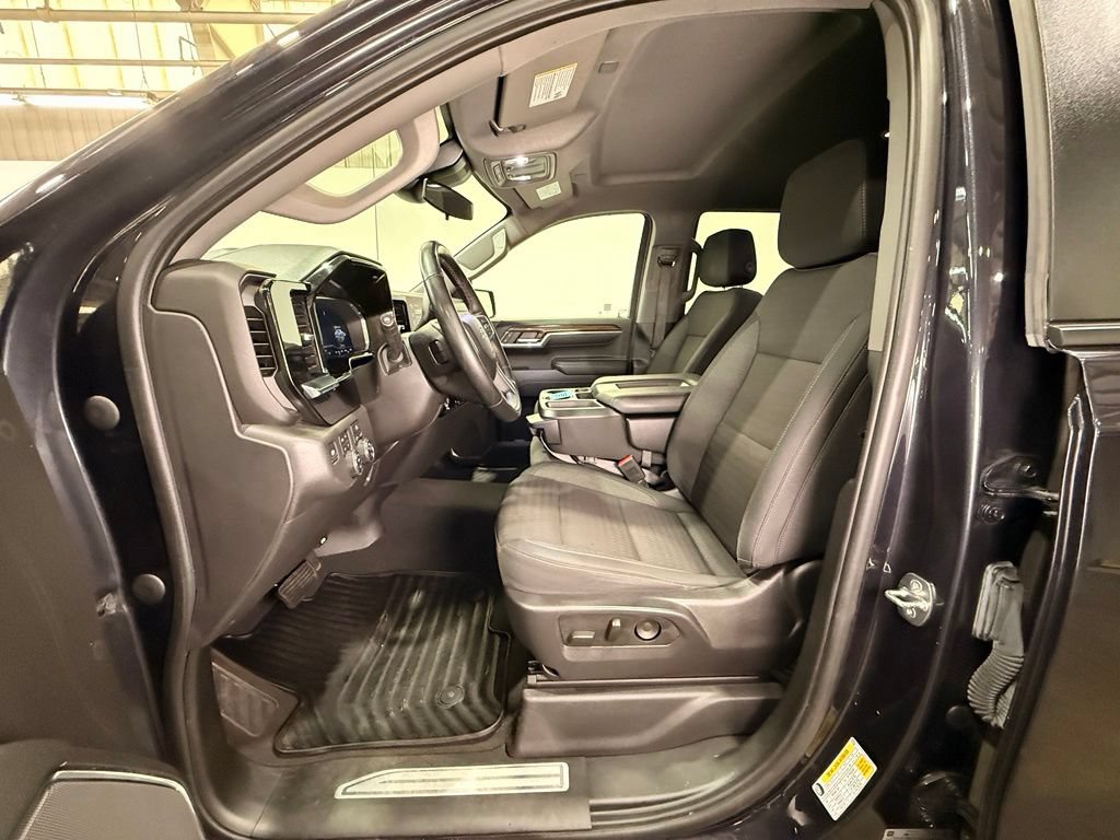 Certified 2023 Chevrolet Silverado 1500 RST w/ Z71 Off-Road Package AWD/4WD image 16