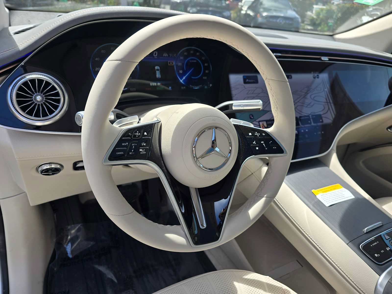 New 2026 Mercedes-Benz EQS 400 4MATIC SUV image 25