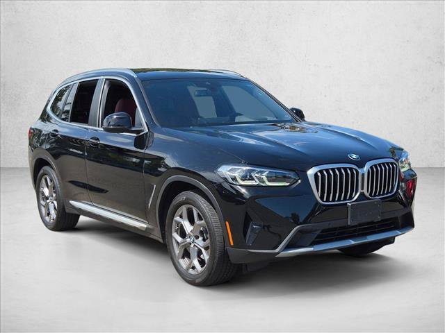 Used 2024 BMW X3 sDrive30i w/ Premium Package RWD image 3