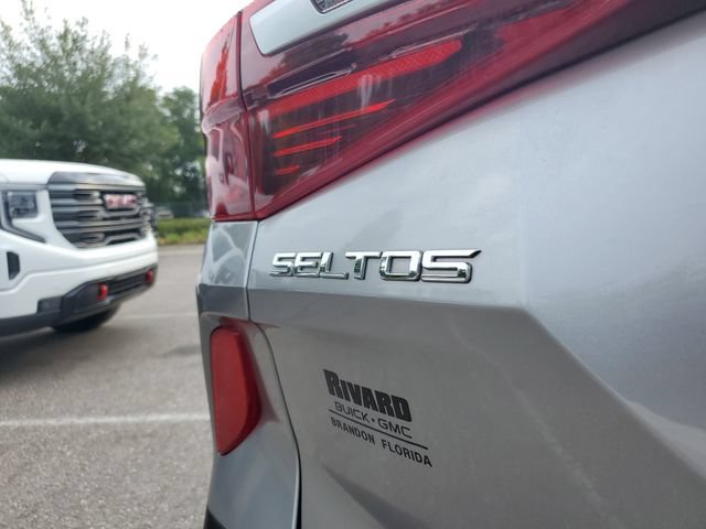 Used 2021 Kia Seltos S FWD image 7