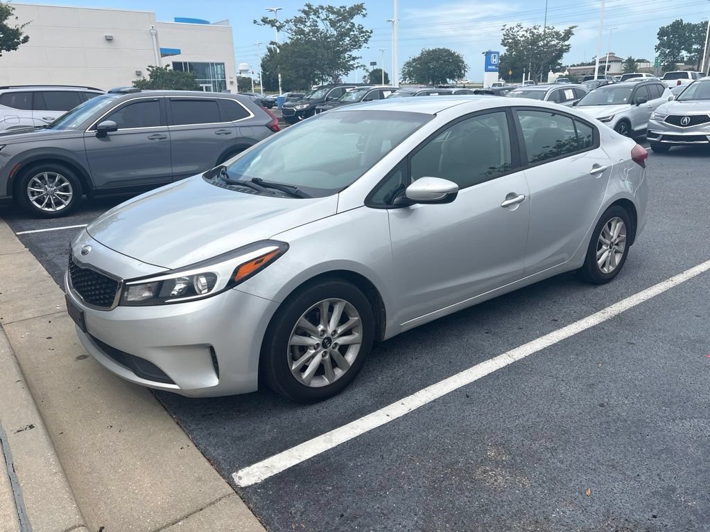 Used 2017 Kia Forte LX w/ LX Popular Package FWD image 1