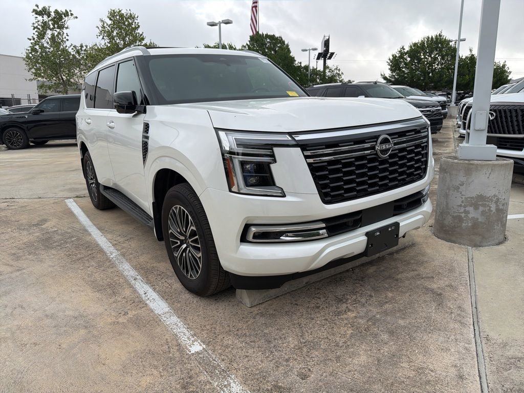 Used 2025 Nissan Armada Platinum w/ Convenience Package AWD/4WD image 1