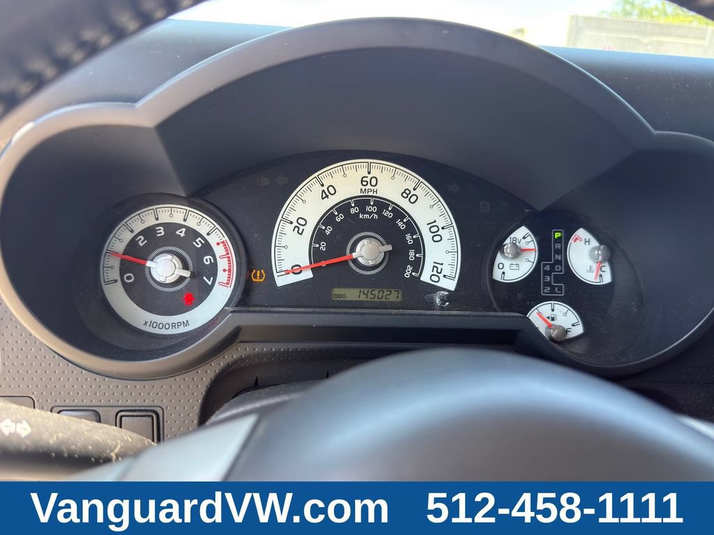 Used 2012 Toyota FJ Cruiser 2WD w/ Upgrade Pkg image 21