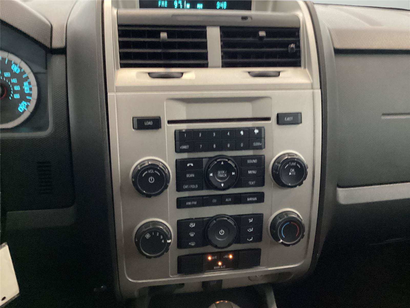Used 2011 Ford Escape XLT FWD image 17