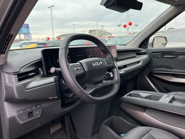 Certified 2024 Kia EV9 Light image 20