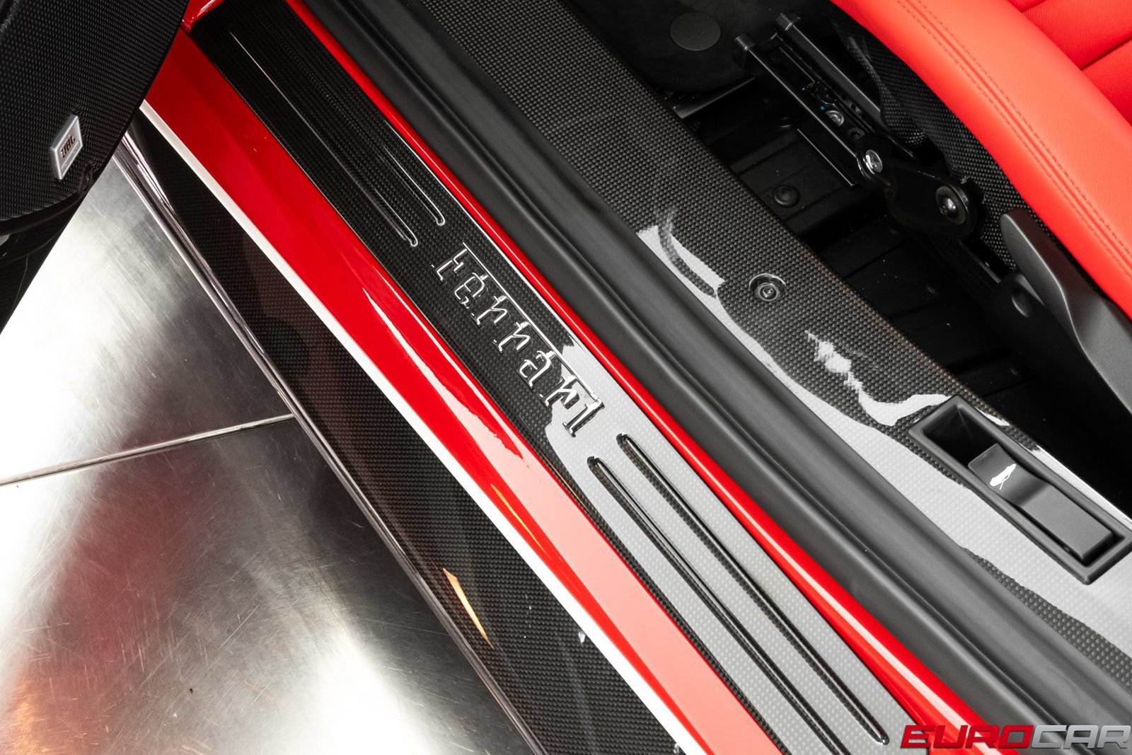 Used 2020 Ferrari 488 Pista Coupe RWD image 55