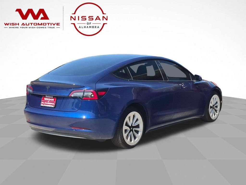 Used 2023 Tesla Model 3 Standard Range RWD image 5